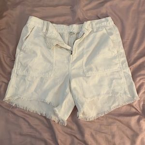 White American Eagle Shorts